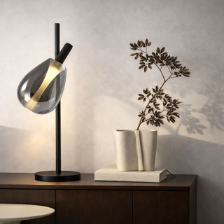 Lampe de chevet Denso noire en verre avec abat jour fumé minimaliste