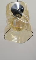 Pendelleuchte aus schwarzem/bernsteinfarbenem Glas Felis 31-00156