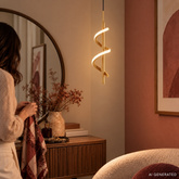 Lampa wisząca Sprait metalowa pojedyncza złota z led do salonu
