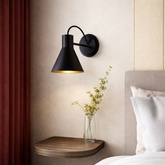 Einzelne mattschwarze und goldene Wandleuchte More Candellux 21-71149